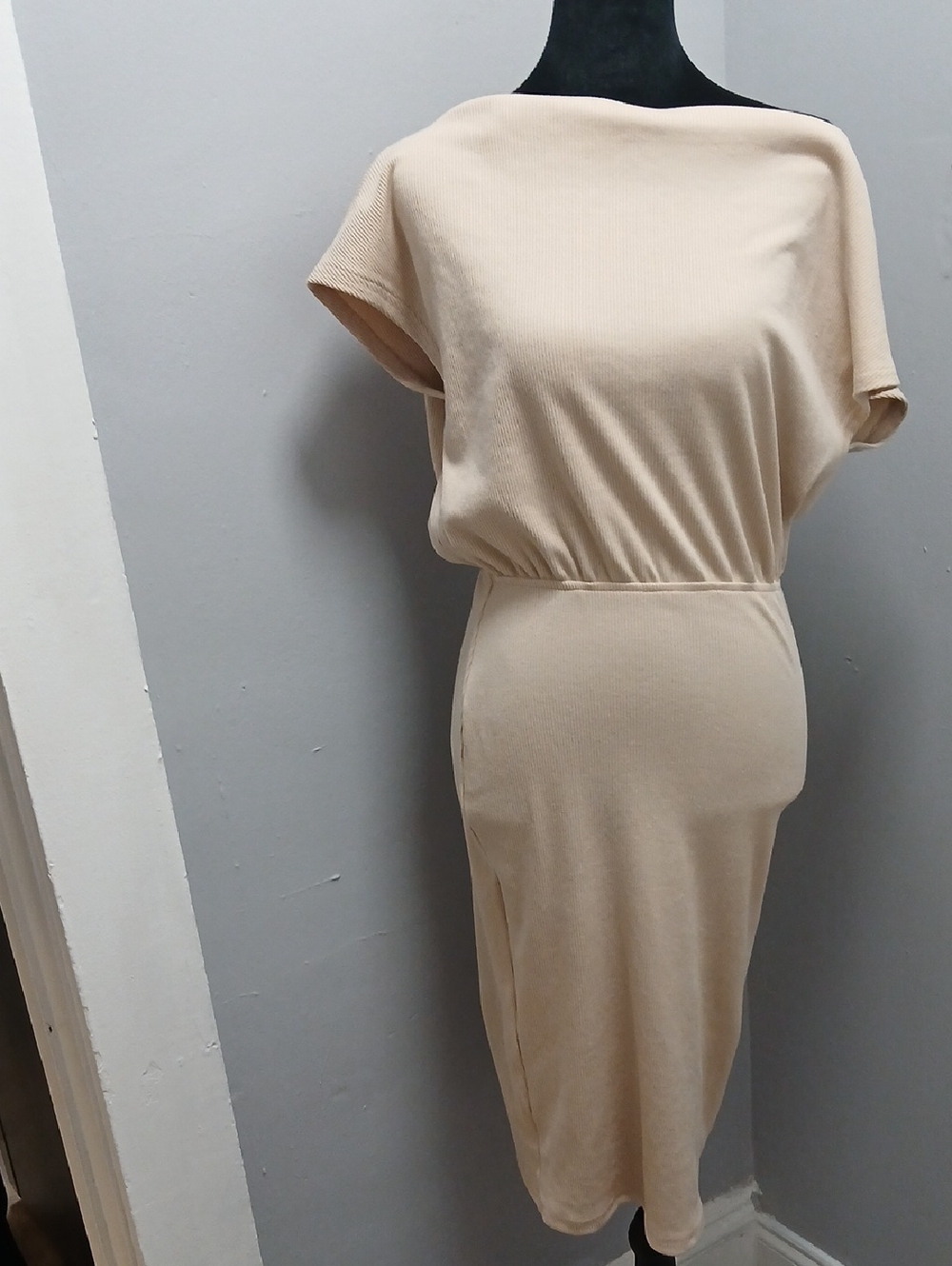 Chic Beige Midi Dress